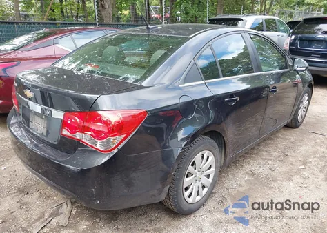 2011 Chevrolet Cruze Ls z USA, uszkodzony, nr VIN 1G1PC5SH5B7307124